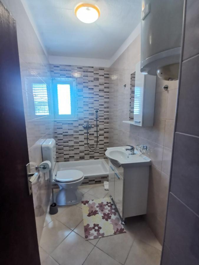 Apartamento Emily Biograd Na Moru Exterior foto